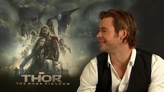 Chris Hemsworth und Natalie Portman in "Thor 2"
