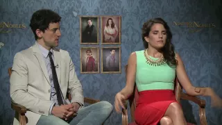 Karla Souza y Luis Gerardo Méndez, entrevista Nosotros los Nobles con Esmas Cine