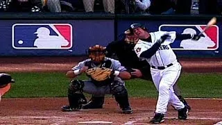 2001 ALDS Gm2: Edgar Martinez hits a two-run homer