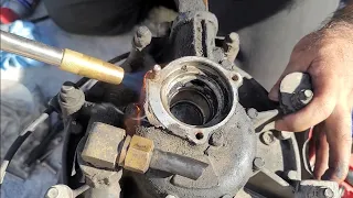 Air dryer purge valve replacement/  Broken bolt fix / Air dryer purges constantly leaking