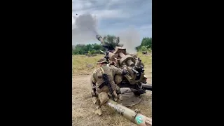 Ukraine Forces fire a British-supplied L119 105mm howitzer