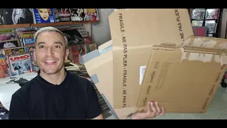 CHER unboxing video It's a Man's World 2 LP gatefold boxset with CD + 2 more