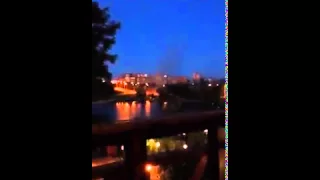 Момент Обстрела моста возле Империи Мебели Донецк 18 07 2015