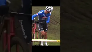 Mathieu van der Poel viel in Boom #short #shorts