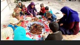 Cooking Iranian food: stuffed chicken and rice