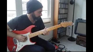 Jam in B minor with a quick guitar lesson.