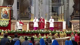 Messe de la Pentecôte par le Pape à Rome