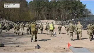 Майбутні інструктори Сухопутних військ ЗСУ склали іспит з ведення наступального бою в умовах міст