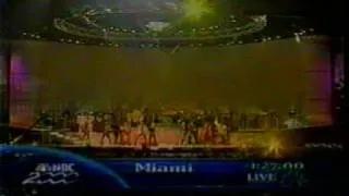 Gloria Estefan -  Turn the beat around - Millenium concert.