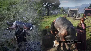 Gang members reacting to hunted legendary animal - Red Dead Redemption 2