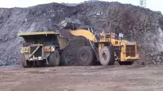 Big career wheel loader LeTourneau L1850