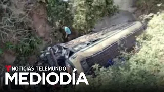 Mueren al menos 24 personas en dos accidentes de carretera en Guatemala | Noticias Telemundo