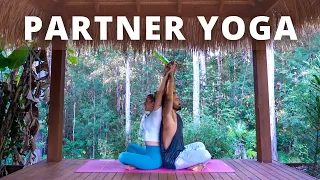 PARTNER YOGA | Gentle & fun for all levels.. Ashley Freeman + Xavier Rudd