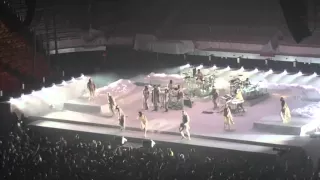 Rihanna Performing Bitch Better Have My Money Live in Miami (Anti World Tour 2016)