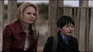 Эмма находит Генри в "замке"  1x01