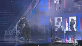 Chris Brown-Wall to Wall ( live in nashville )