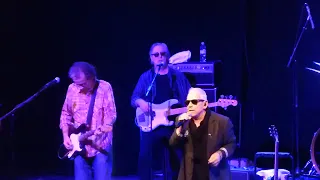 Eric Burdon & The Animals - whole concert out of audience live Circus Krone
