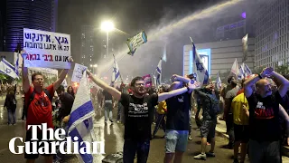 Israeli police use water cannon to disperse protesters in Tel Aviv