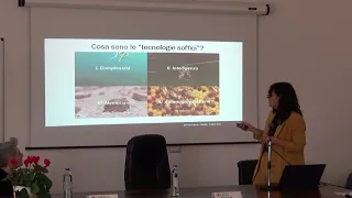 Laura Tripaldi - Tecnologie soffici: tra scienza, filosofia e società