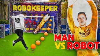 Sfidiamo il PORTIERE ROBOT del BARCELLONA! Man vs Robot GOALKEEPER