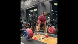 Jamal Browner ha intentado levantar 501kg | No es humano