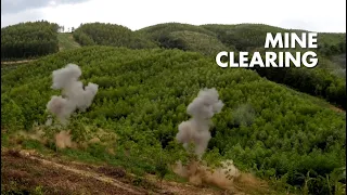 Chris Tarrant: Extreme Railway Journeys "MINE CLEARING"