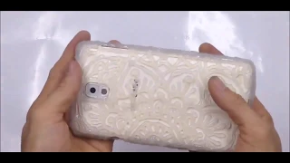 DIY Phone case with Hot Glue Gun