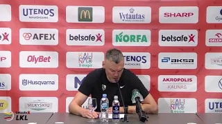 Š. Jasikevičiaus bendravimas papiktino žurnalistus: dėl „Žalgirio“ trenerio kreipėsi į LKL