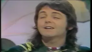 Paul McCartney - Acoustic Medley: - Blackbird - Bluebird - Michelle - Heart Of The Country