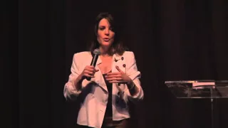 Marianne Williamson Speaks about A Course in Miracles