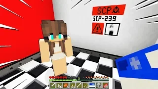 NON OFFENDERE QUESTA BAMBINA!! - Minecraft SCP 239