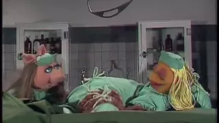 The Muppet Show: Veterinarian's Hospital - Hungry Operating Table