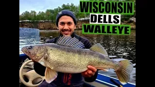 Wisconsin Dells Walleye Fishing [WARNING MONSTER WALLEYE]