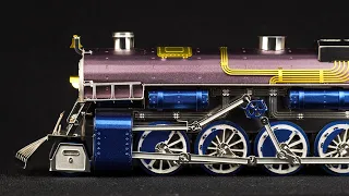 Metal model of the steam locomotive "Polar Express" Metal Time 1:45