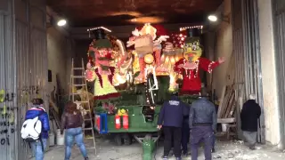 Carnevale di Acireale 2015 - Preparativi per la prima sfilata carri infiorati