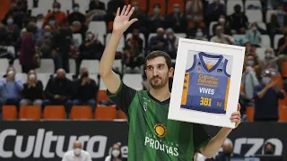 La Fonteta recibe con una sonora ovación de Guillem Vives