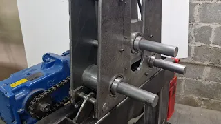 Amazing machine made of scrap metal - profile and pipe bender with a hydraulic press