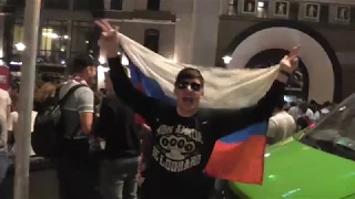 Россия празднует победу!) Russia celebrates victory!) Москва, Лубянская пдощадь!) World Cup 2018.