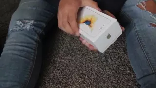 GIVING IPHONE 7 IN GIFT PRANK (😂very funny😂😂)