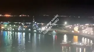Новороссийск Момент пуска ракет с пришвартованого корабля ВМФ РФ