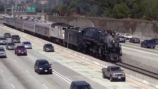 Santa Fe 3751 - Steam Train in the middle of the Freeway