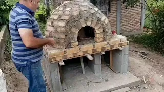 Horno de ladrillos perfecto para hacer pan casero,pizza,chanchito horneado y mas