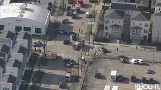 Raw video: Scene where 3 HPD officers were shot in Third Ward area