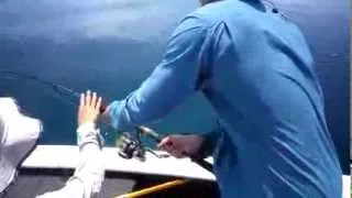 акула на рыбалке Amazing Shark Attack!