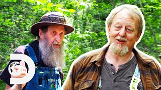 Mark & Digger Pay Homage To Legendary Moonshiner Marvin "Popcorn" Sutton | Moonshiners