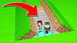 COSTRUIAMO UN PASSAGGIO SEGRETO SU MINECRAFT! - Casa di Minecraft LIVE