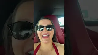 LIVE DA MARAISA - MAIARA E MARAISA INDO PARA O AEROPORTO DE CARRO OUVINDO SUAS MÚSICAS