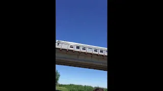 Шок😱 нас чуть не сбил поезд 🚂