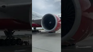 В Москву на древнем  Boeing 777-300 из Южно-Сахалинска «Россия»