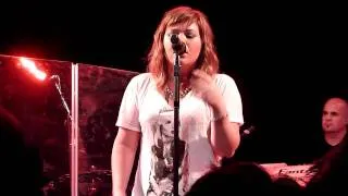 Kelly Clarkson- You Love Me (The Troubadour)